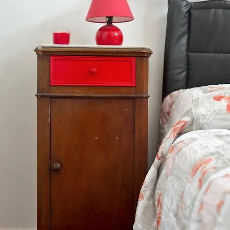 Casa Con Grande Terrazza, Ac, Wifi, Posto Auto E Vicino Al Mare *